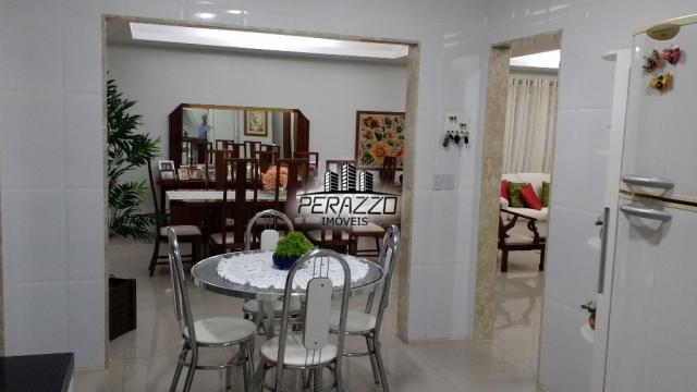 Ampla casa com 3 suítes, em excelente condomínio ( privê) - Foto 9