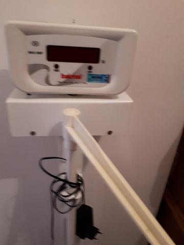 Balança Eletrônica adulto comm règua, usada