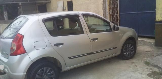 Sandero 2010