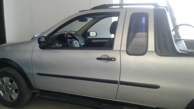Vendo Fiat Strada Adventure 1.8 2005 - Só pegar e rodar!