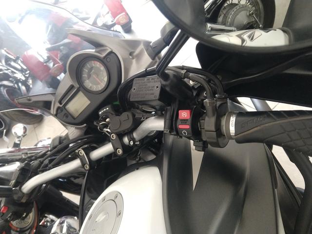 Honda Transalp 700 - Foto 10