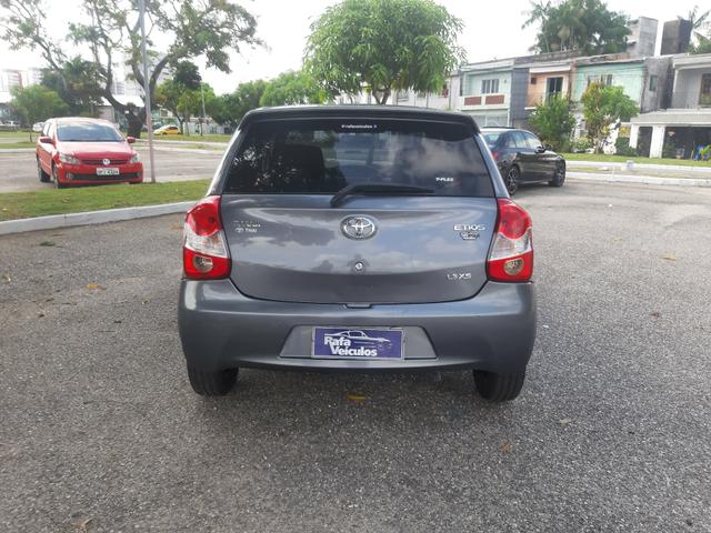 Na rafa tem!!! Toyota Etios 1.3 2013 COMPLETO - Foto 3