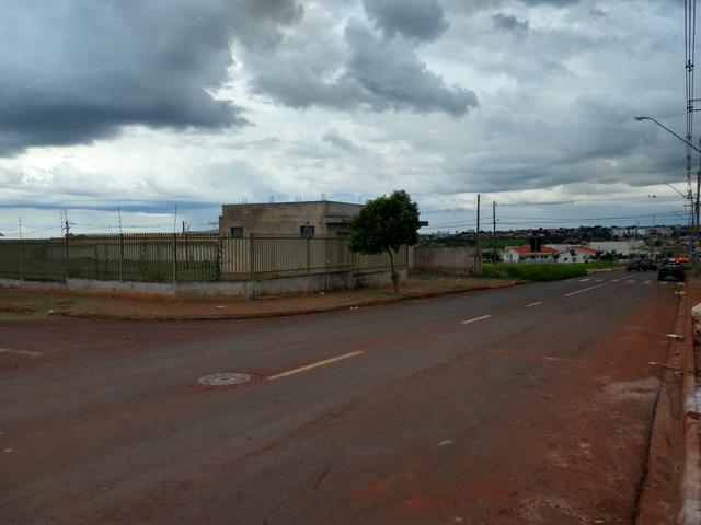 Alugo terreno comercial plano Padovani 250 m2 - Foto 5
