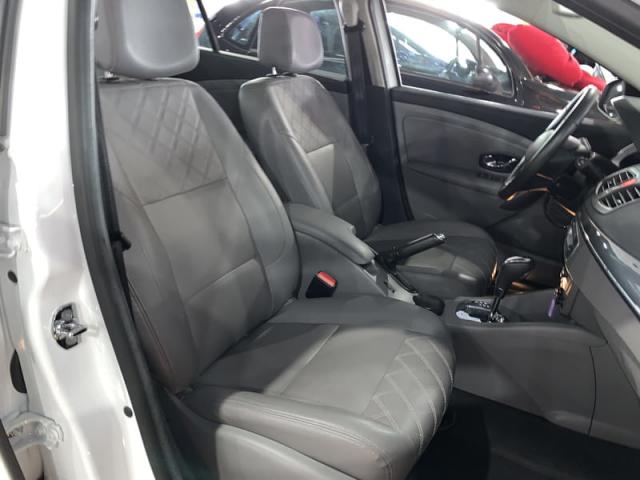 RENAULT FLUENCE PREVILEGE 2.0 AUT - Foto 19