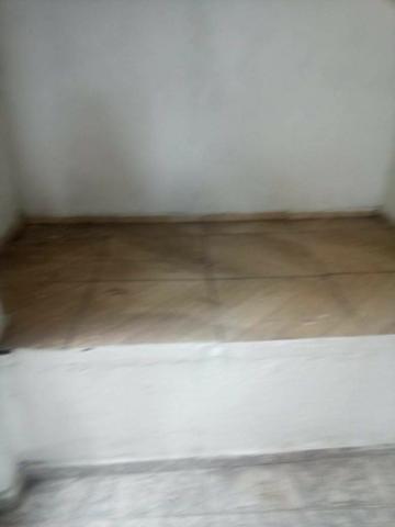 Vendo sobrado 1 quarto, sala, cozinha, banheiro, área e varanda - Foto 4