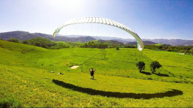 Curso de voo livre Parapente - Foto 3