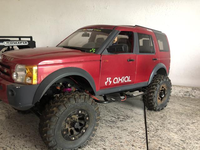 Automodelo axial Crawler