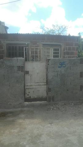 Vendo ou troco esta casa - Foto 2