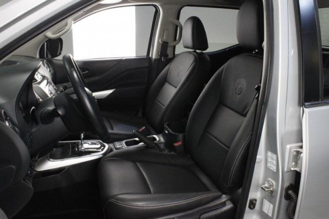 NISSAN FRONTIER 2.3 16V TURBO DIESEL SE CD 4X4 AUTOMÁTICO - Foto 6
