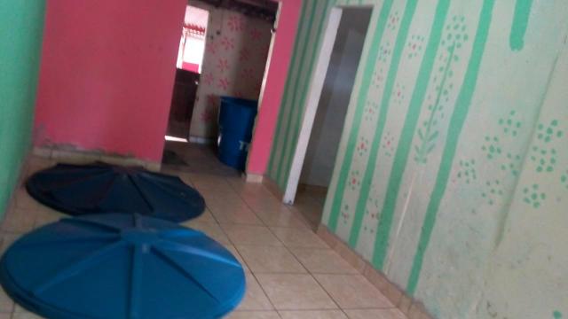 Localizada na ruaprojetada /alto dos anjos _vendo está casa - Foto 2