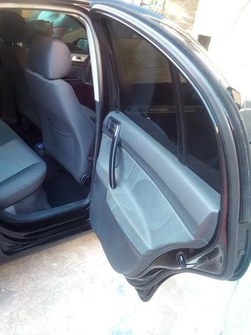 Polo Sedan 1.6 Flex - Foto 18