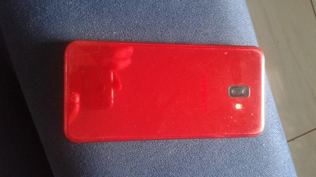 Quero vender urgente Samsung j6+
