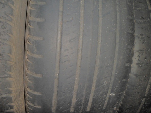 pneu usado 225 55 18  4 pecas  - Foto 2