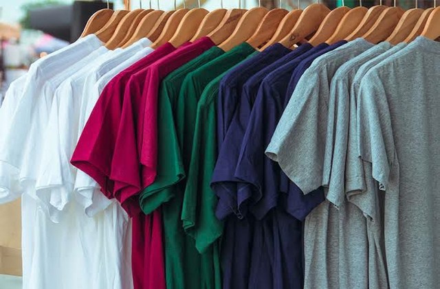 encomenda de camisetas personalizadas