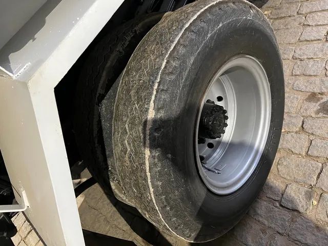 Ford Cargo 1319 Caçamba 2013 - Foto 10