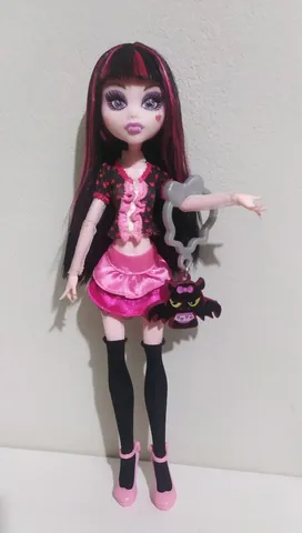 Boneca Draculaura 1600 Aniversário Monster High Mattel 09