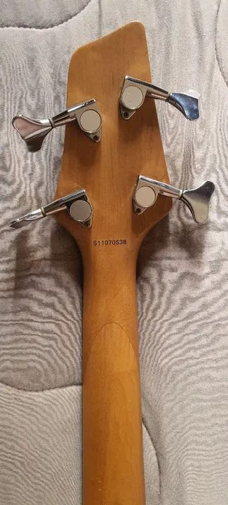 Baixo Washburn Taurus T12 - Foto 5