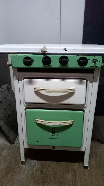 Fogão antigo - Vintage - Antiguidades