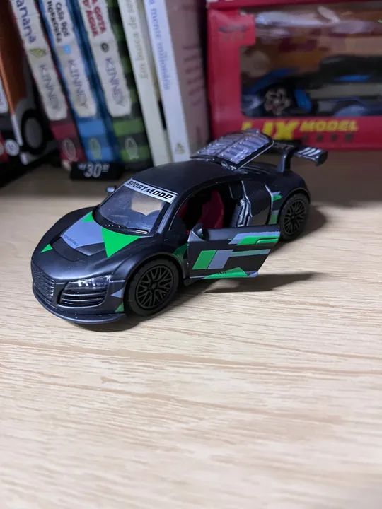 Audi R8 super escala 1:38 - Foto 4
