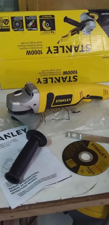 Lixadeira Stanley 1000watts nova zero na caixa 