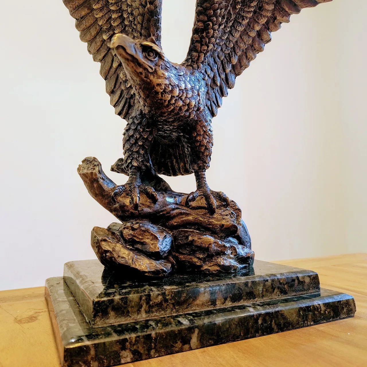 Águia Grande 37 Cm em Bronze maciço Prosperidade Poder Força - Foto 2