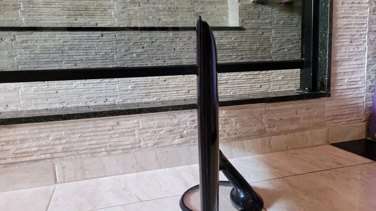 Monitor TV 24" LED - HDMI/VGA - Foto 4