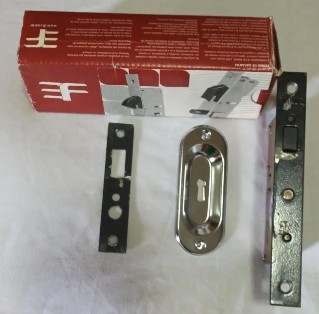 Fechadura 3F Para Porta Semi Nova Aco Inox 40 - Foto 2