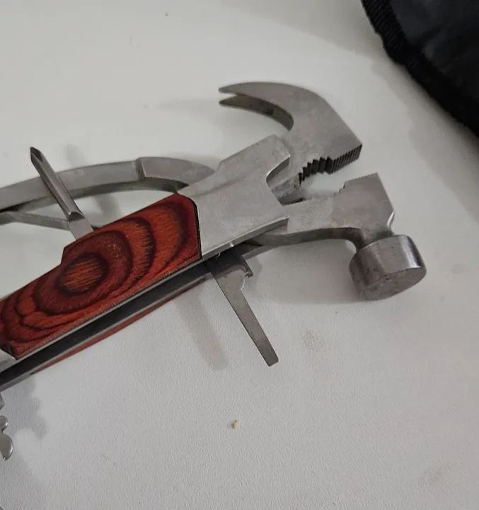 Ferramenta multifuncional 8 em 1 Importada - Foto 3