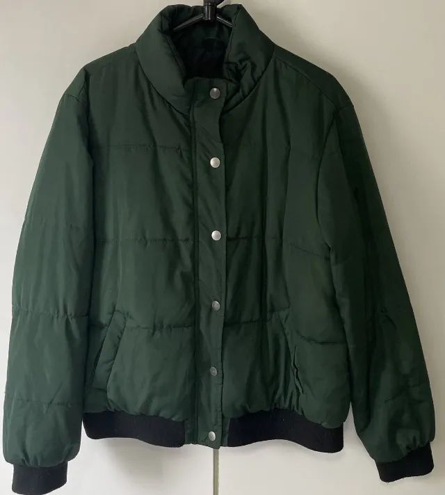 JAQUETA FOREVER 21  FEMININA  CROPPED PUFFER  G  VERDE