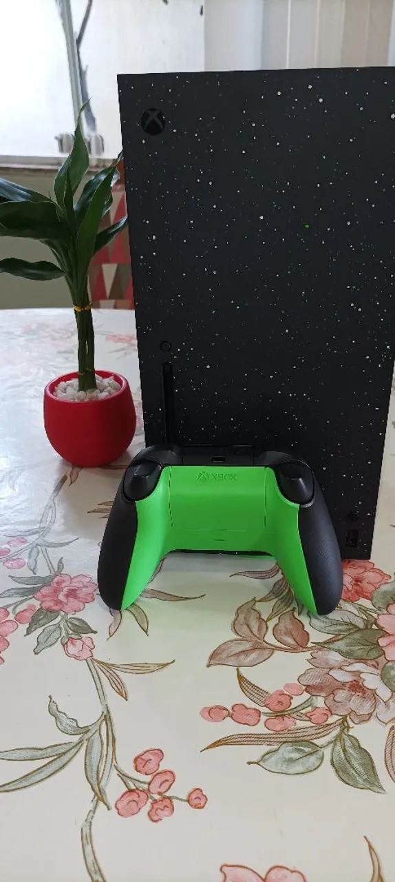 Xbox Series X - Edição limitada Galaxy Black  - Foto 4