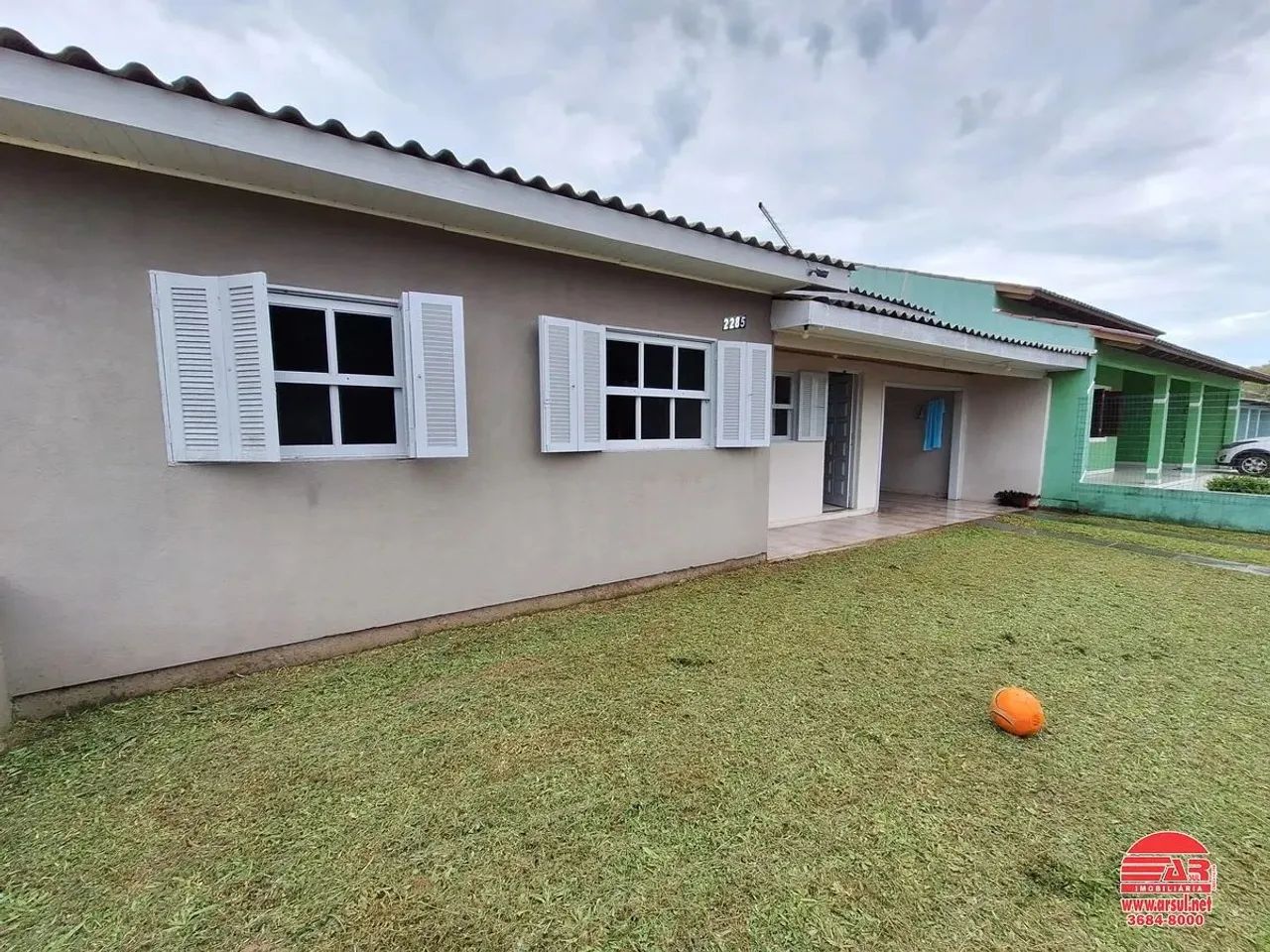Casa com anexo, localização de moradores - Foto 4