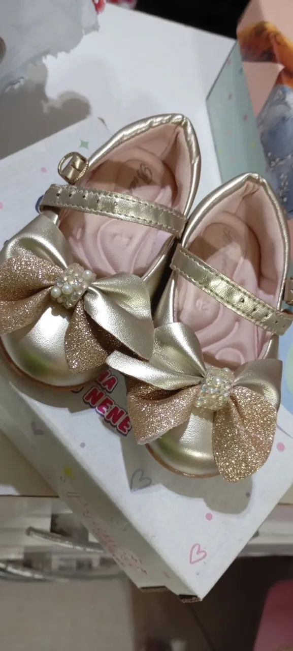 Sapatilha Infantil Dourada com Laço e Glitter n 20