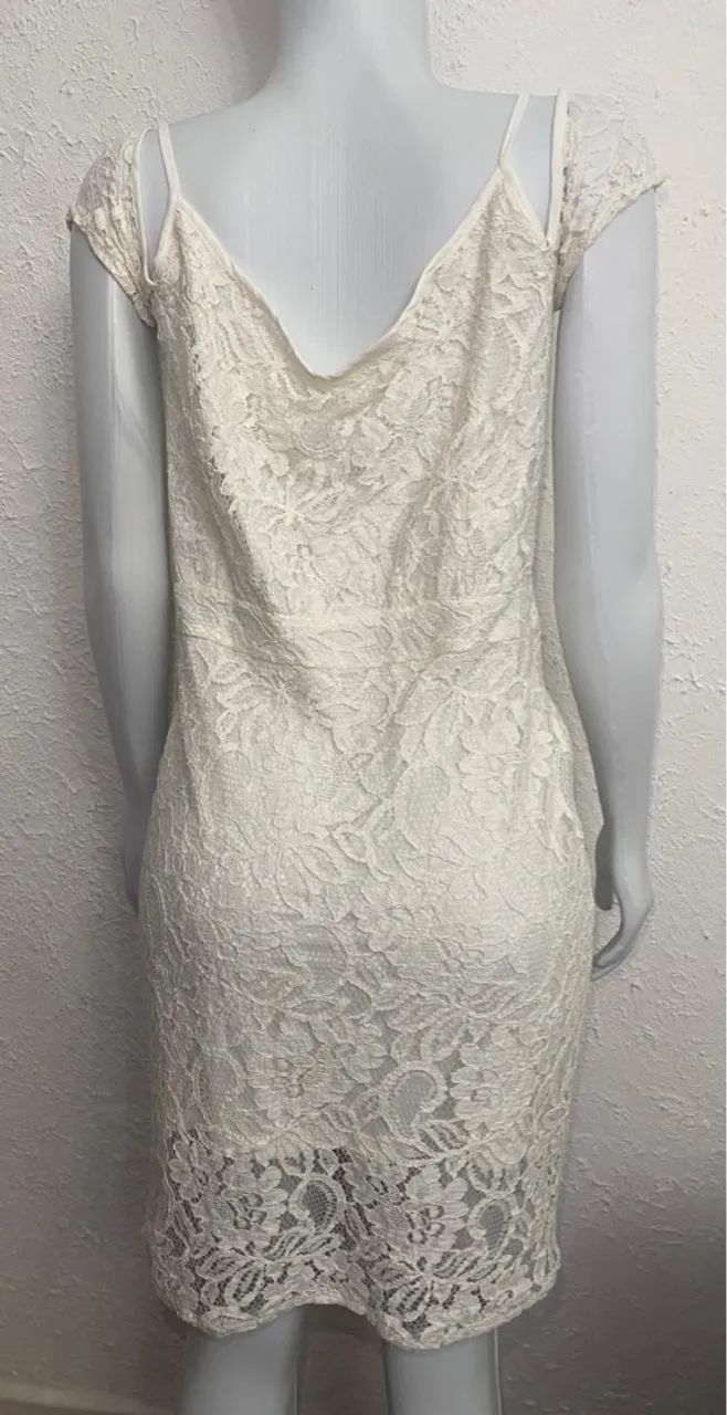 Vestido com Renda Kaele Tamanho 40 Branco Ótimo Estado - Foto 5