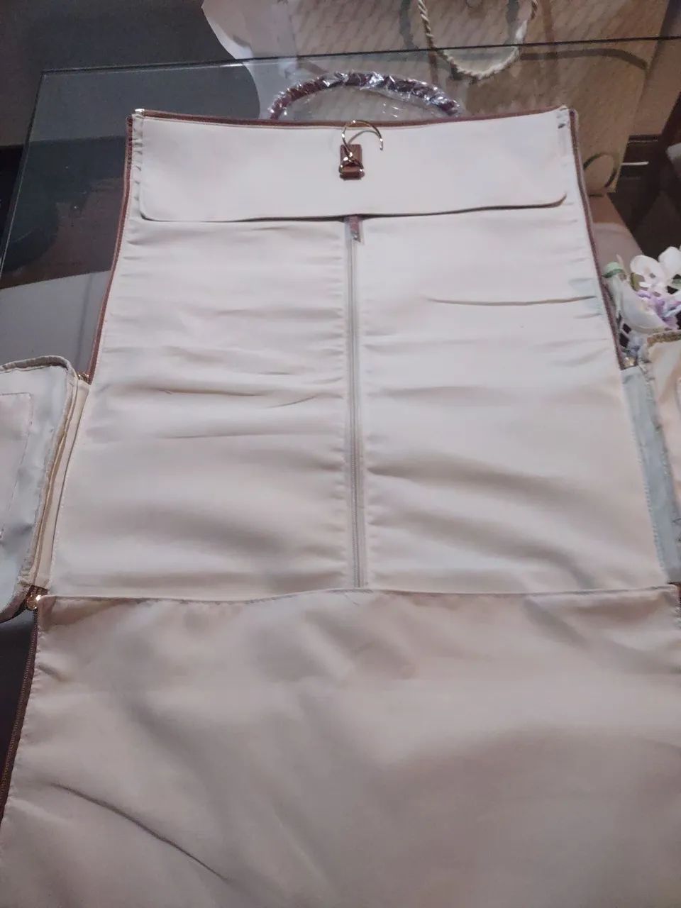 Mala porta vestidos da marca Arezzo - Foto 2