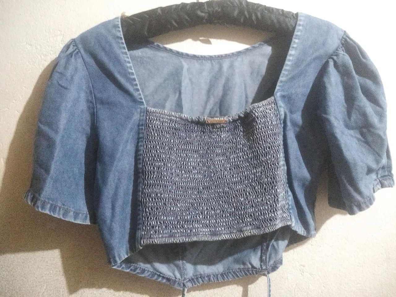 Blusas Cropped Smock jeans e tecido