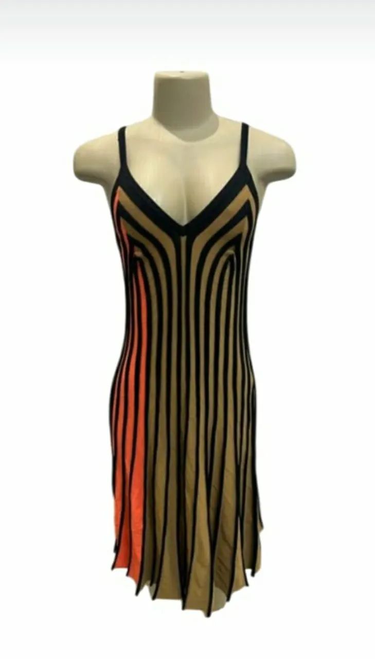 VESTIDO MIDI EVASÊ, DE TRICOT COM LUREX, MARCA ANIMALE.  - Foto 2