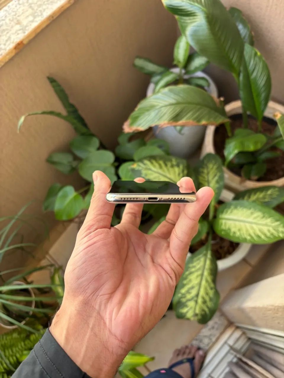 Vendo IPhone X (erro no Face ID) super bonito branco tela sem riscos 