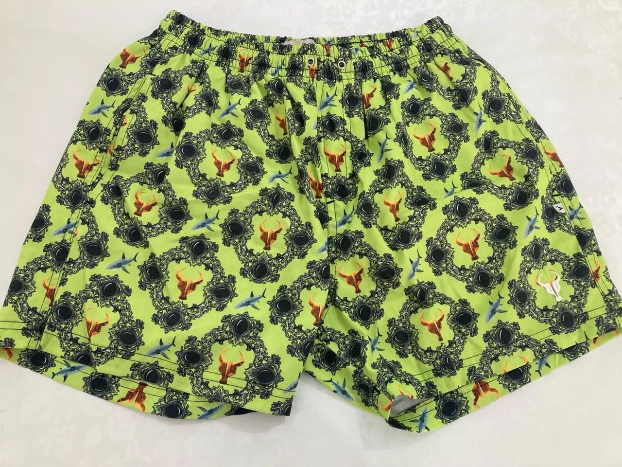 Shorts de Praia Toro Estiloso com Estampa Exclusiva