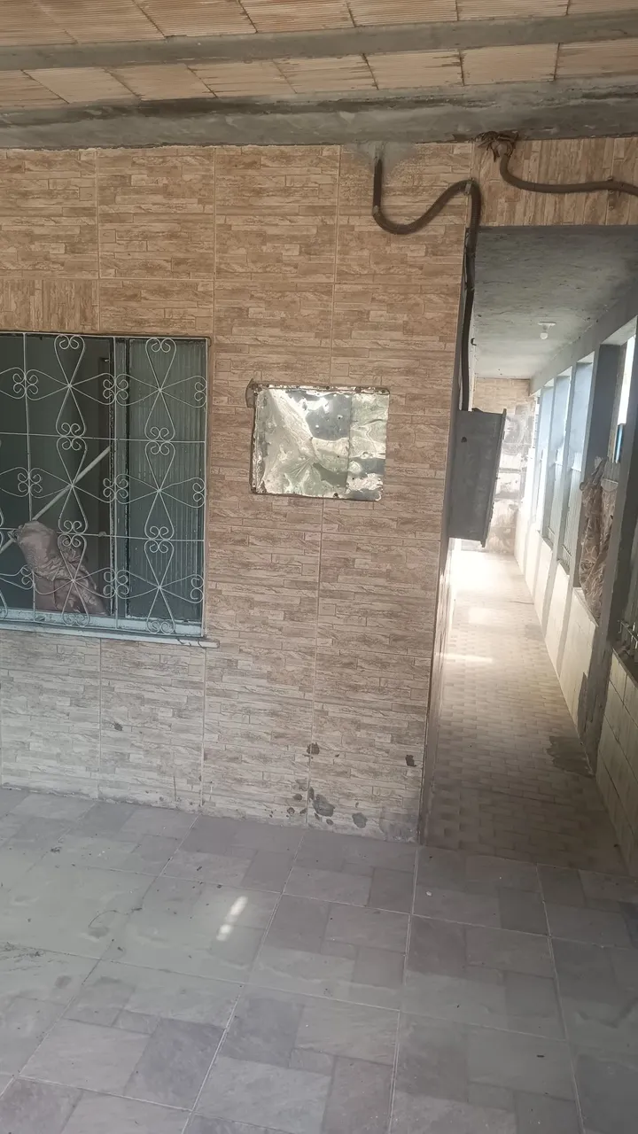 Alugo casa 2q 2s