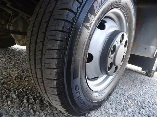 Iveco Baú 35s14 2019  - Foto 9