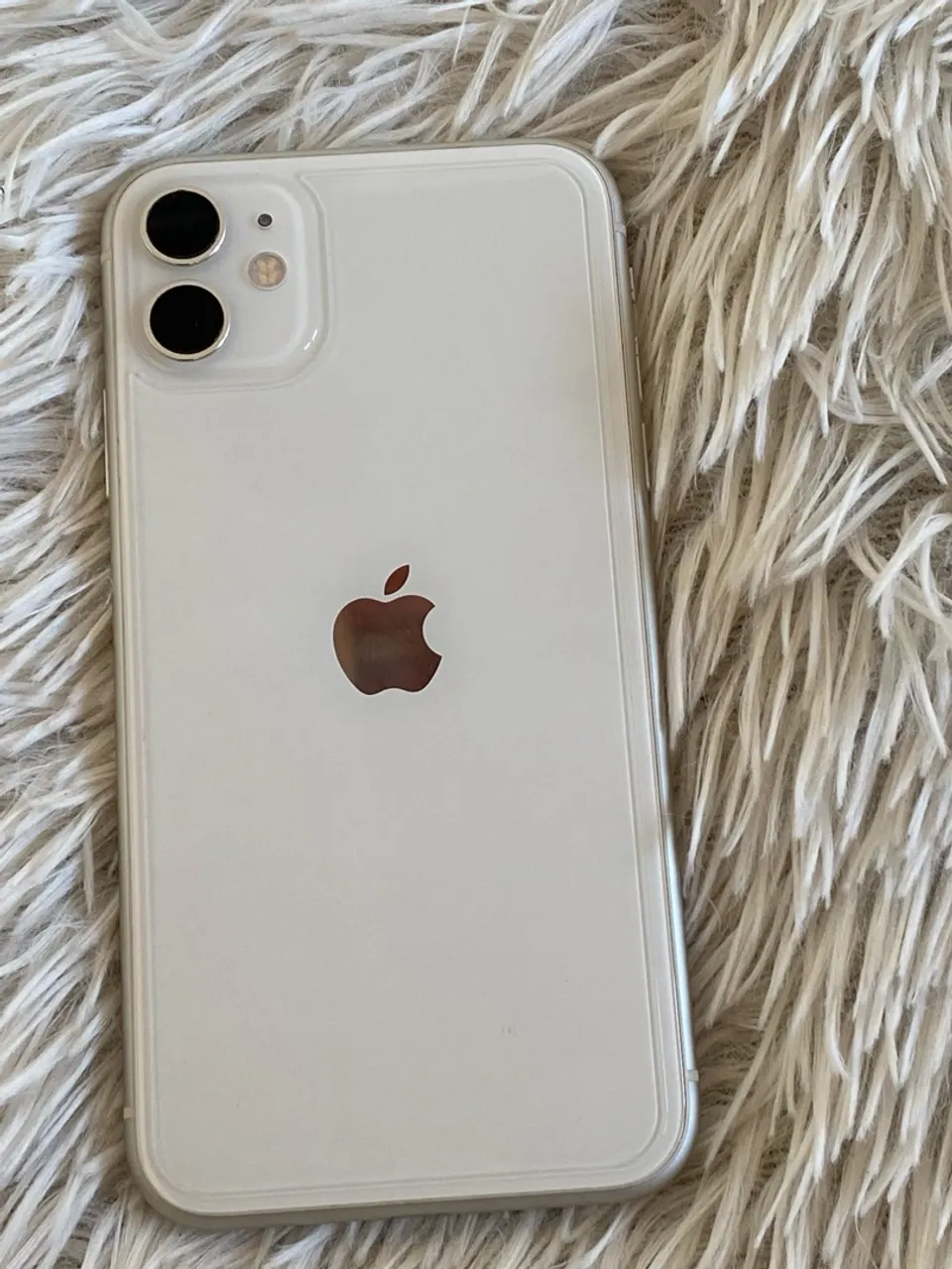 Celular Iphone 11 ios 64bg