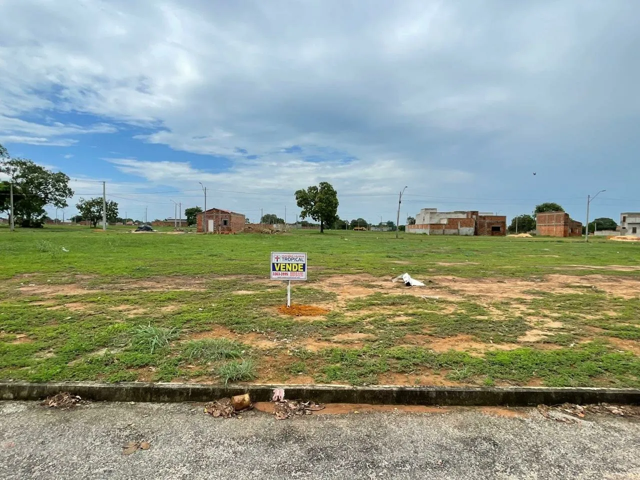 LOTE à venda com area Total; 200,00m², Setor Praia Bela, Porto Nacional-TO