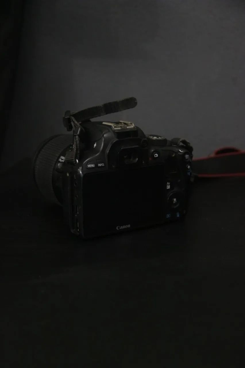 Câmera Canon SL1 / T100 - Foto 4