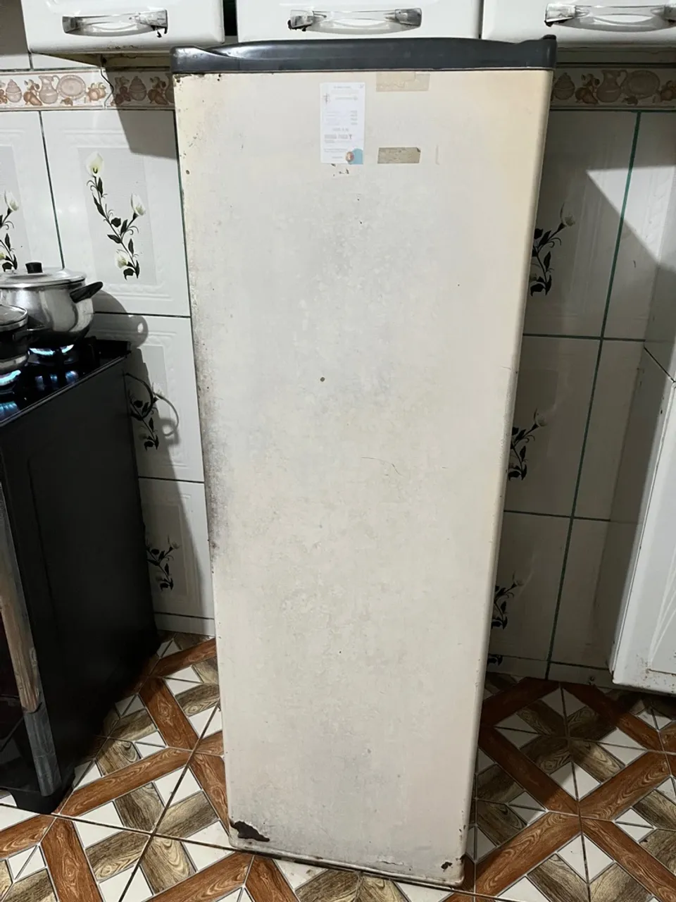 Geladeira usada - Precisa de reparos