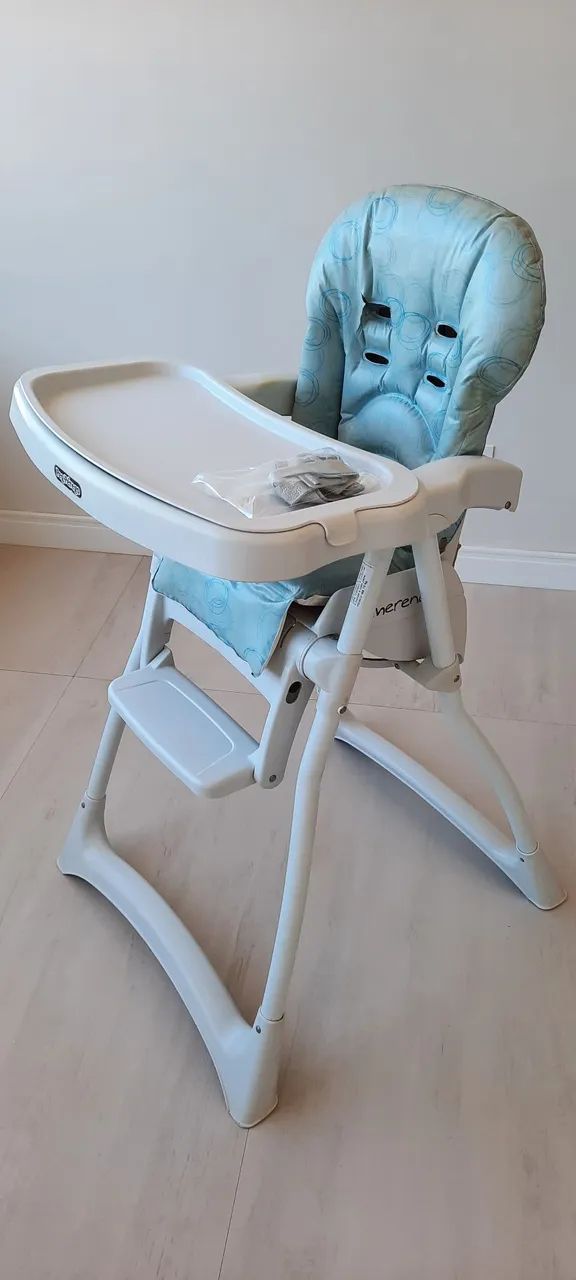 Cadeira de alimentação Burigoto.