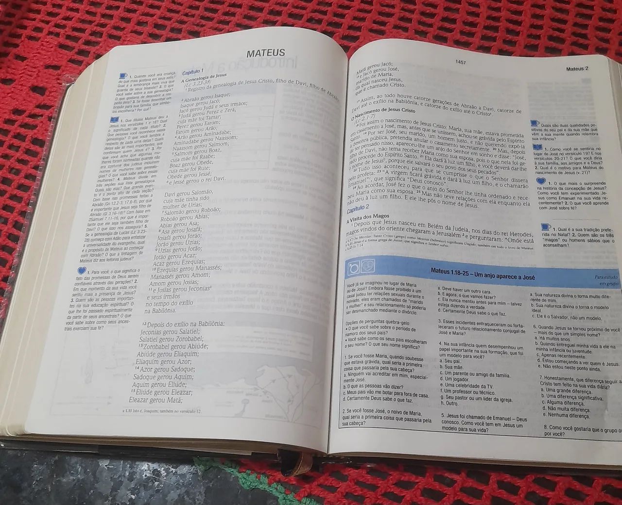 Bíblia de Estudo para Pequenos Grupos usada - Foto 5