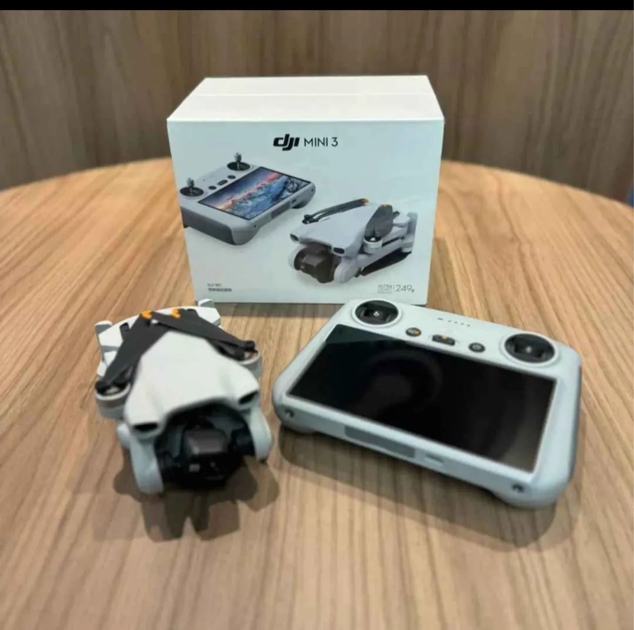 DRONE DJI MINI 3 + CONTROLE DJI RC TELA FLY MORE COMBO