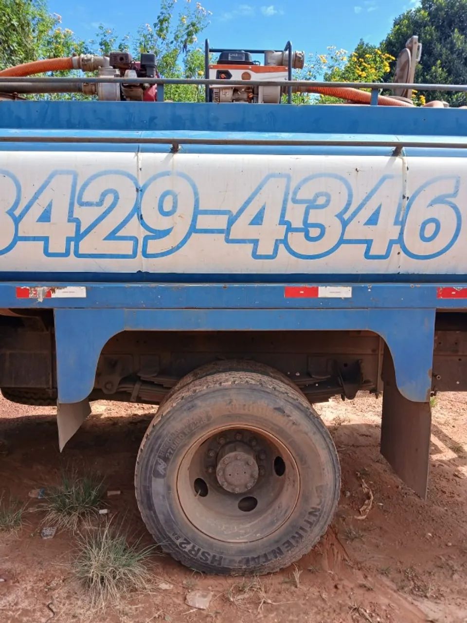 VENDE-SE TANQUE PIPA COMPLETO - 10 MIL LITROS  - Foto 3