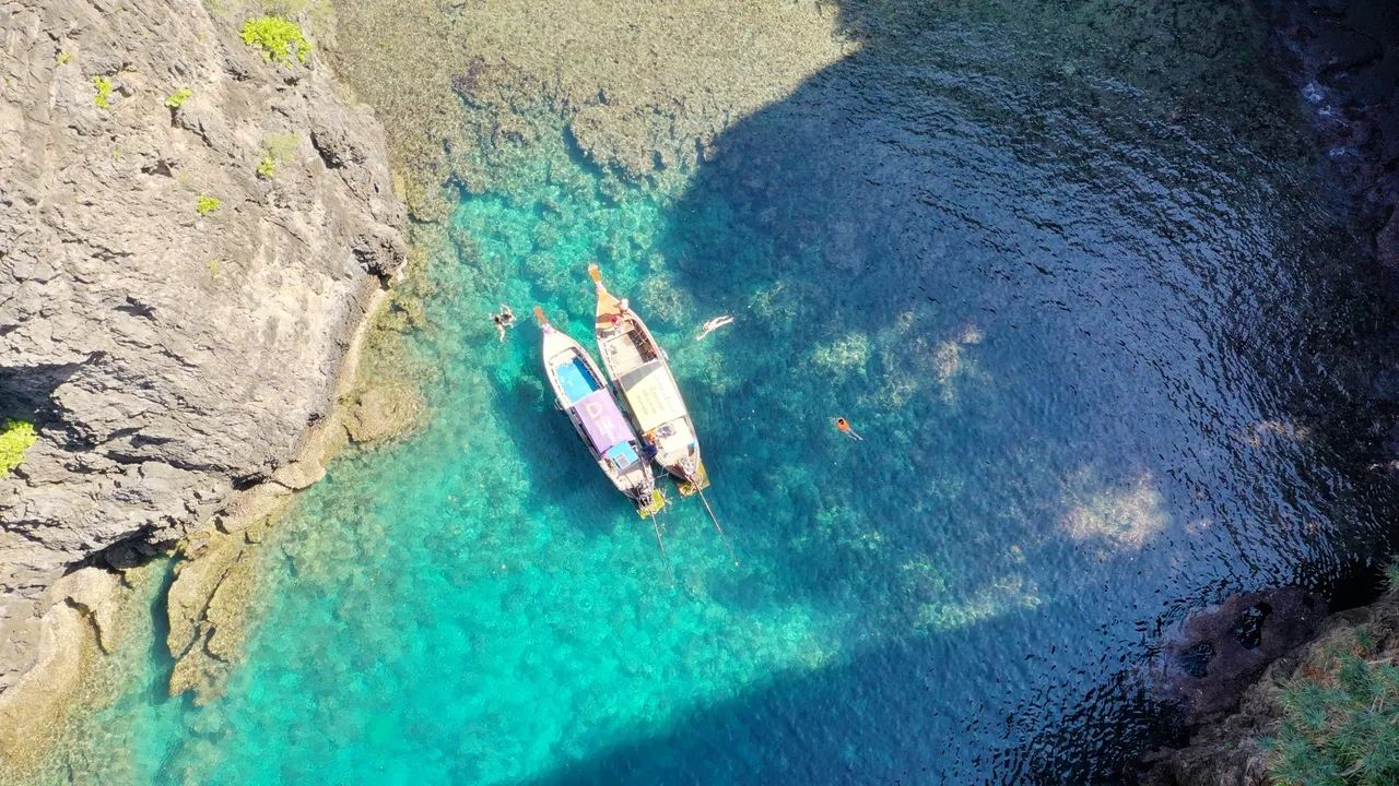 DJI Mavic 3 Pro Drone64313442583682125