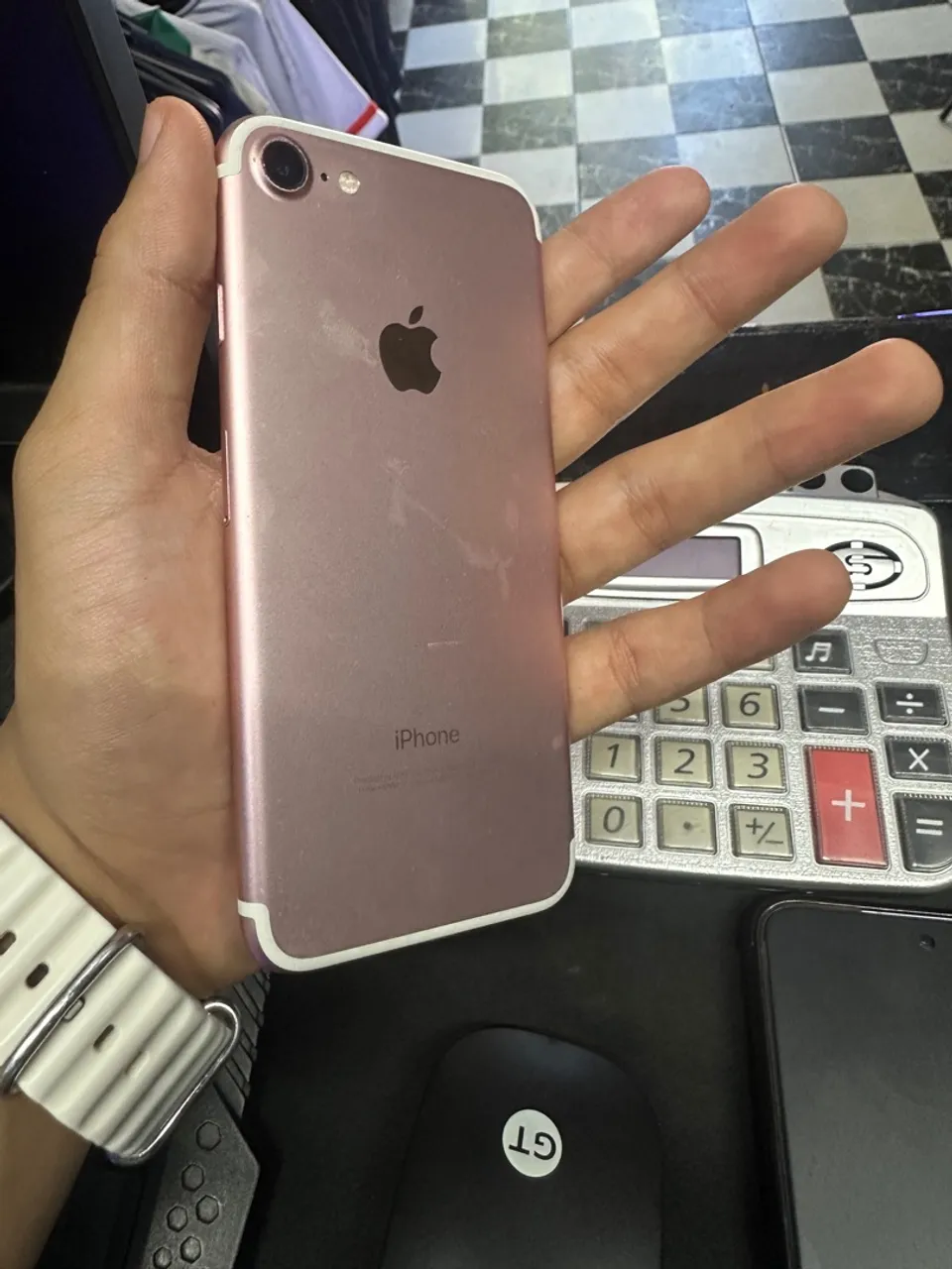 iPhone 7 rose gold vendo ou troco